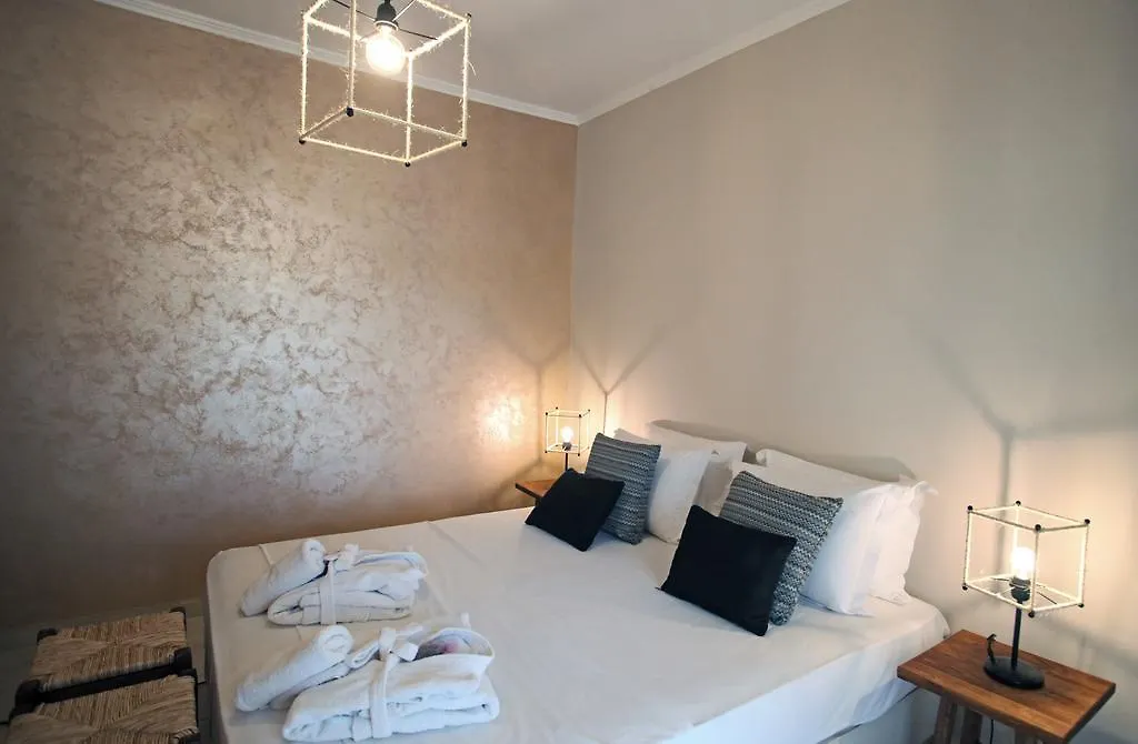 The Beach House - Apartments & Studios (Adults Only) Άφυτος Πανσιόν