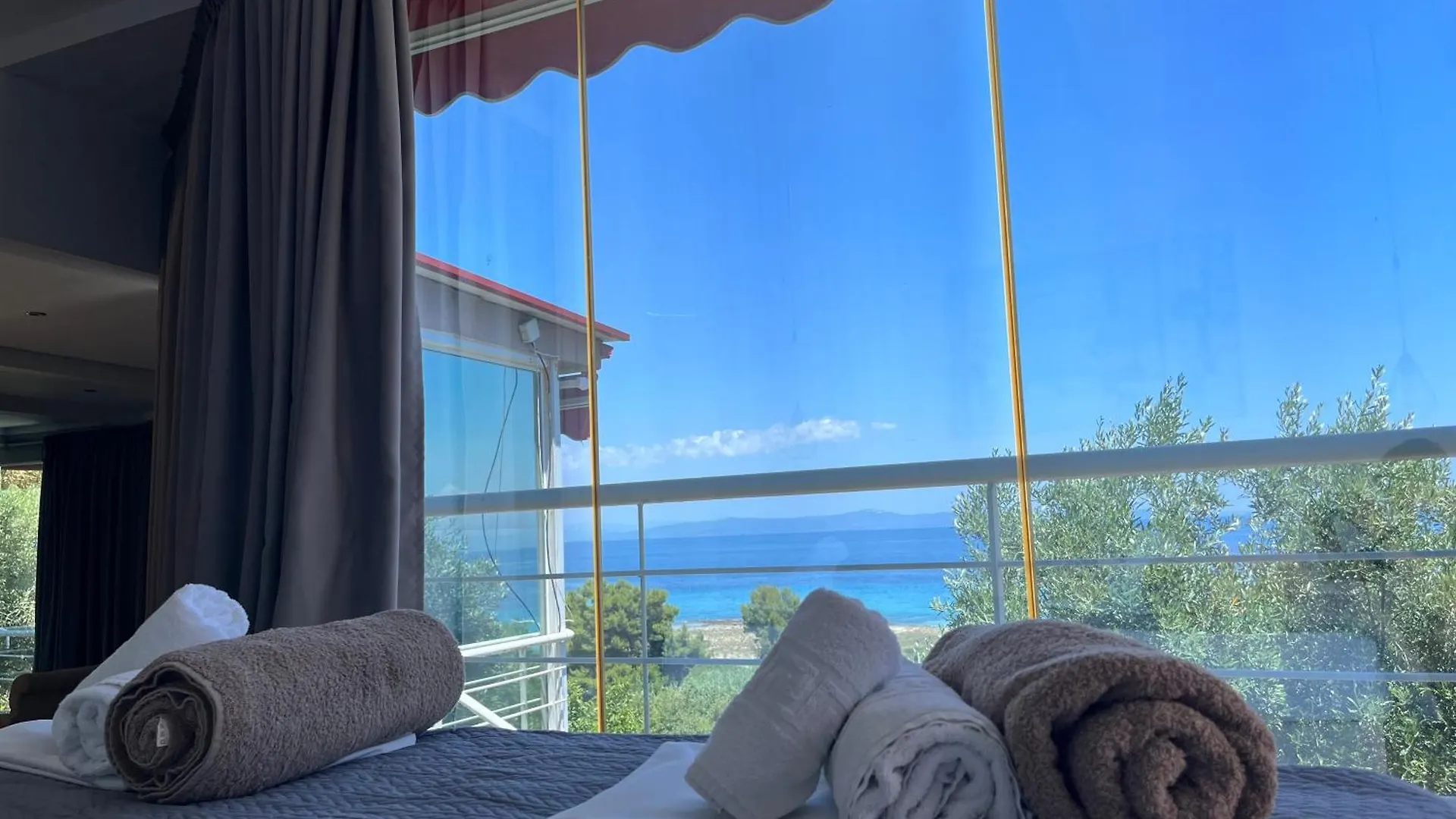 The Beach House - Apartments & Studios (Adults Only) Afytos Greece