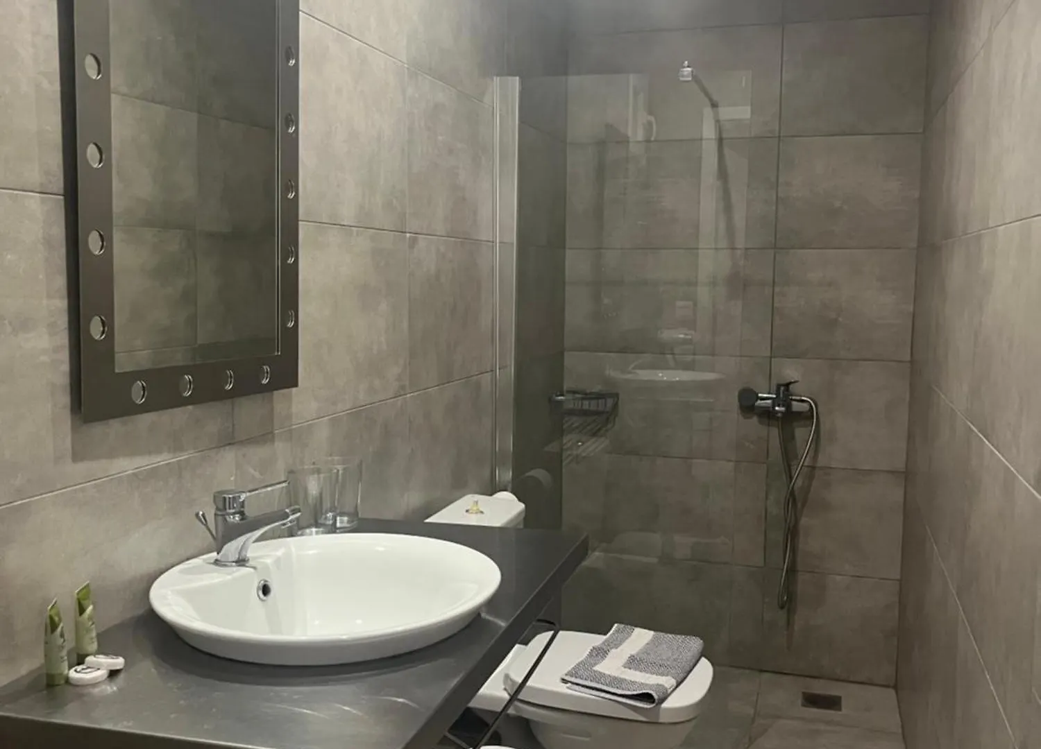 The Beach House - Apartments & Studios (Adults Only) Afytos 4*,  Greece