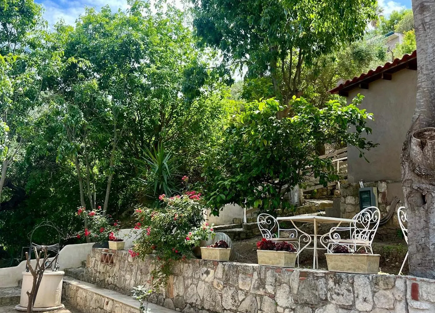 **** Guest house The Beach House - Apartments & Studios (Adults Only) Afytos Greece